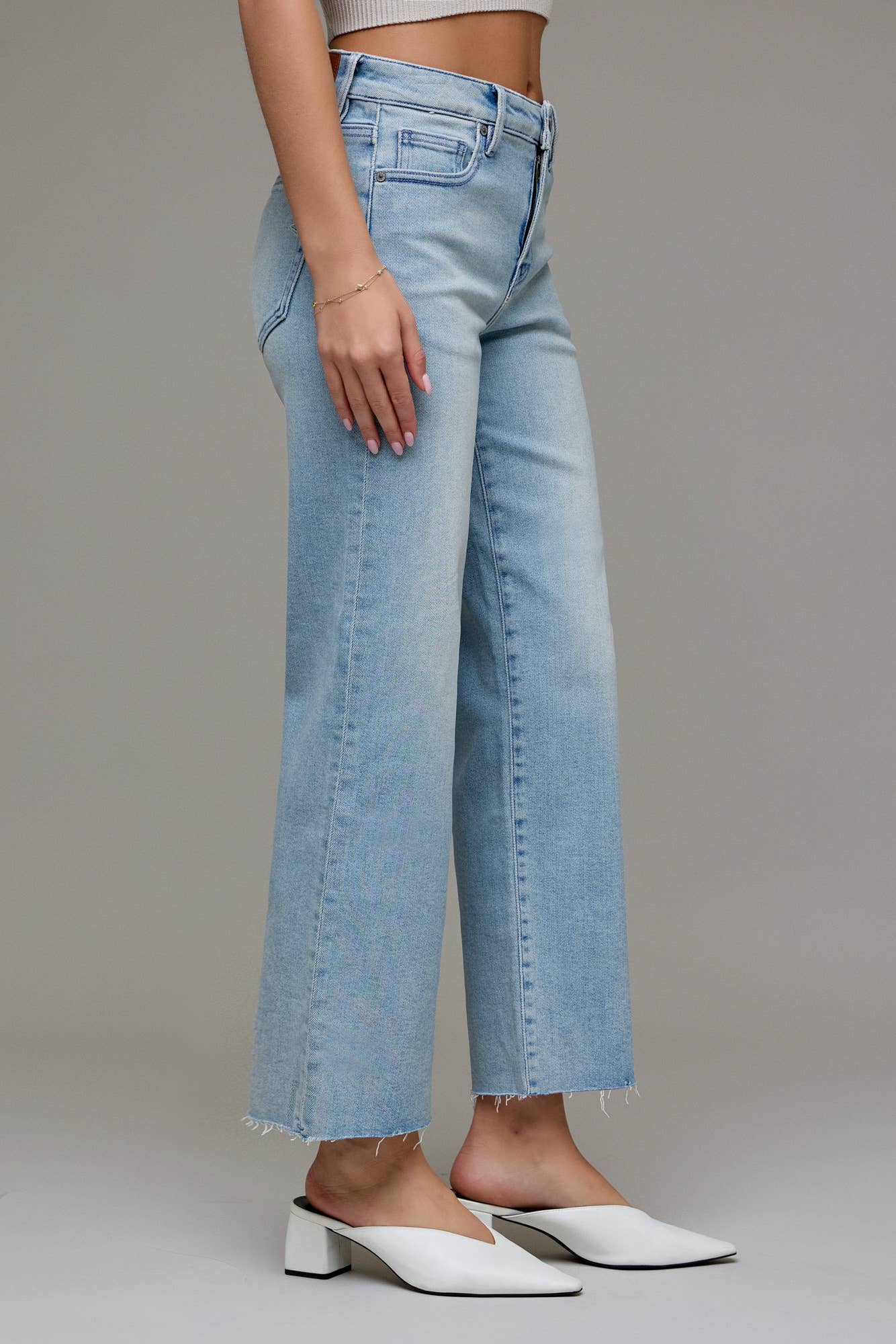 Ella JEans