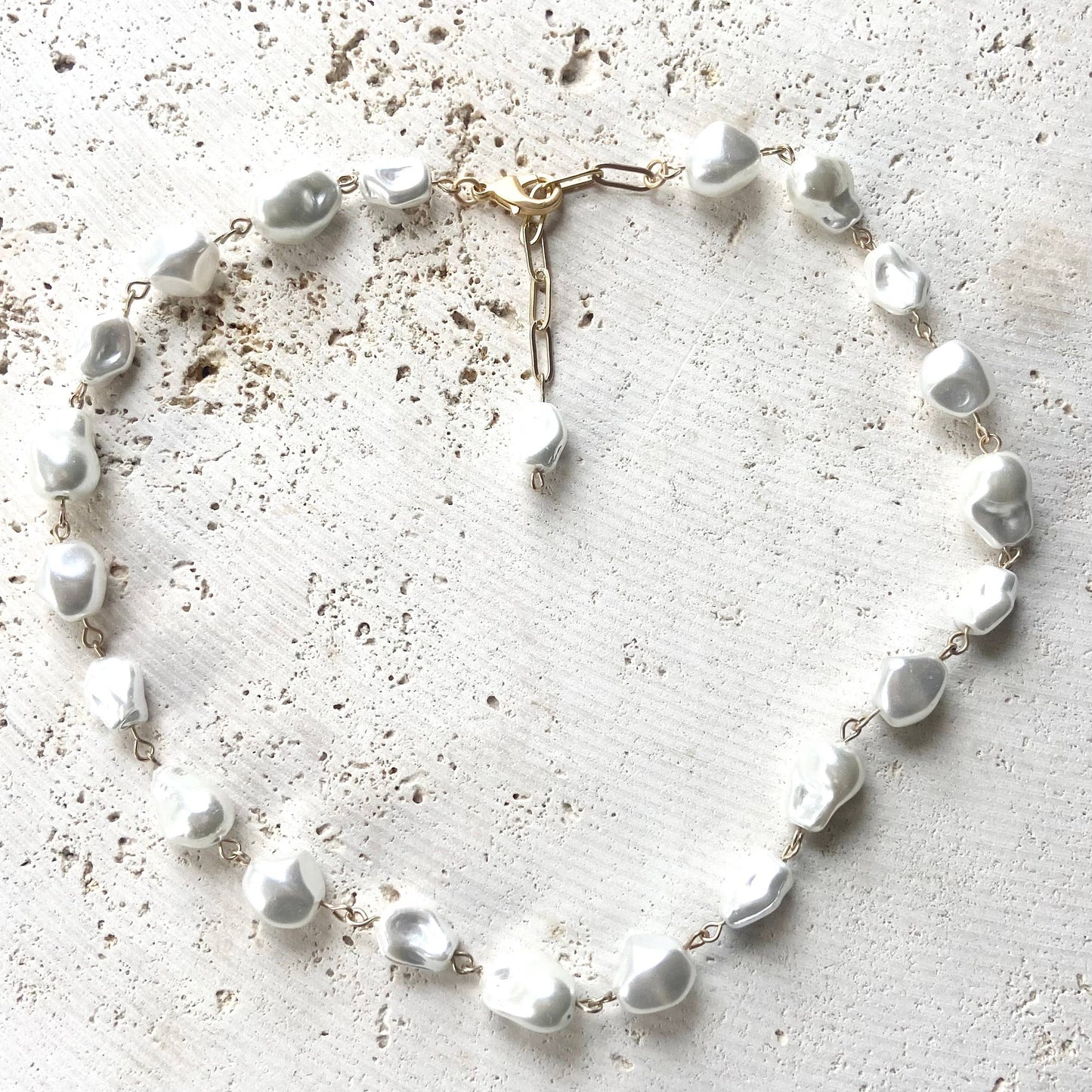 Baroque choker pearl necklace layering statement 