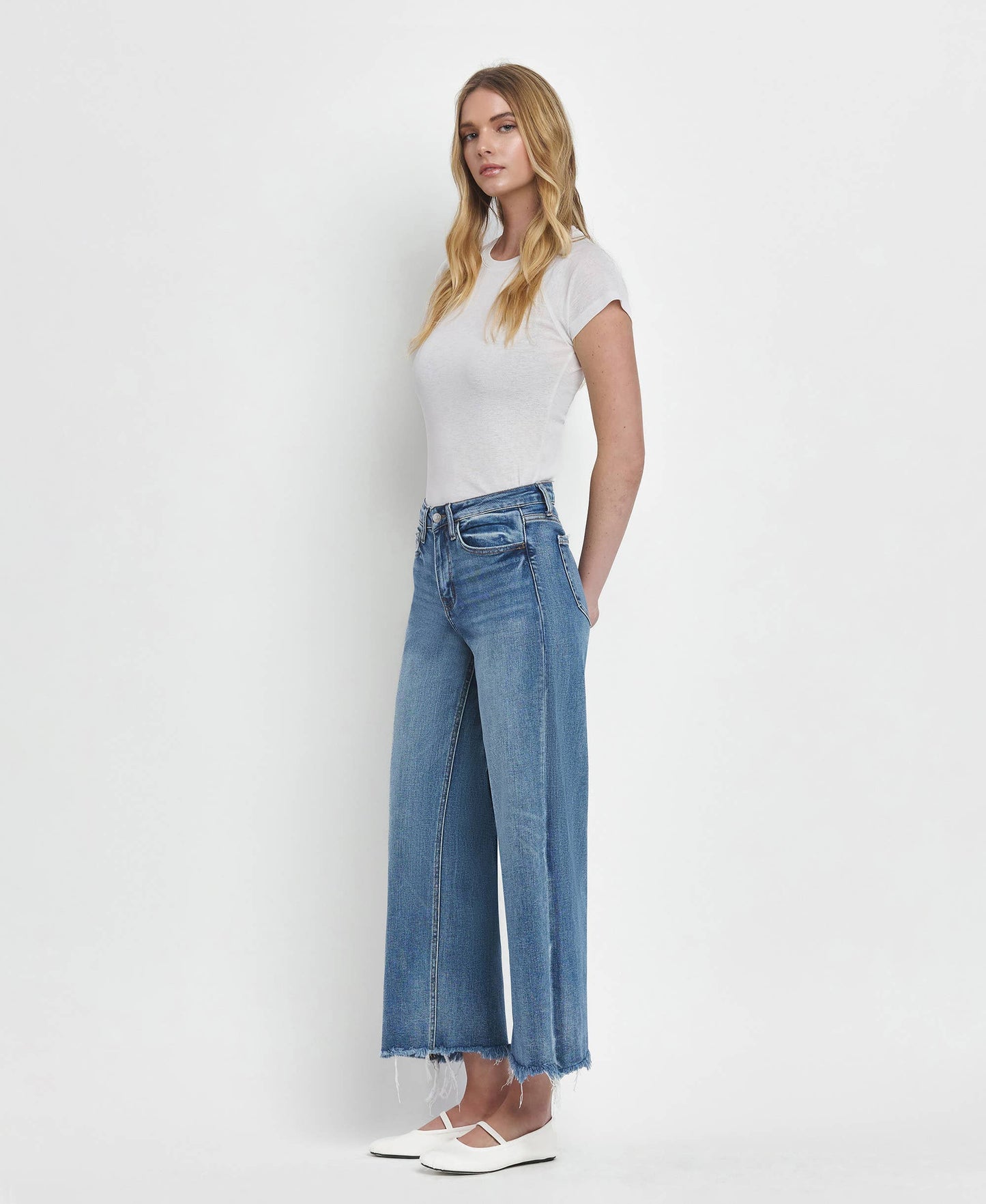 HIGH RISE CROP WIDE LEG JEANS F5204