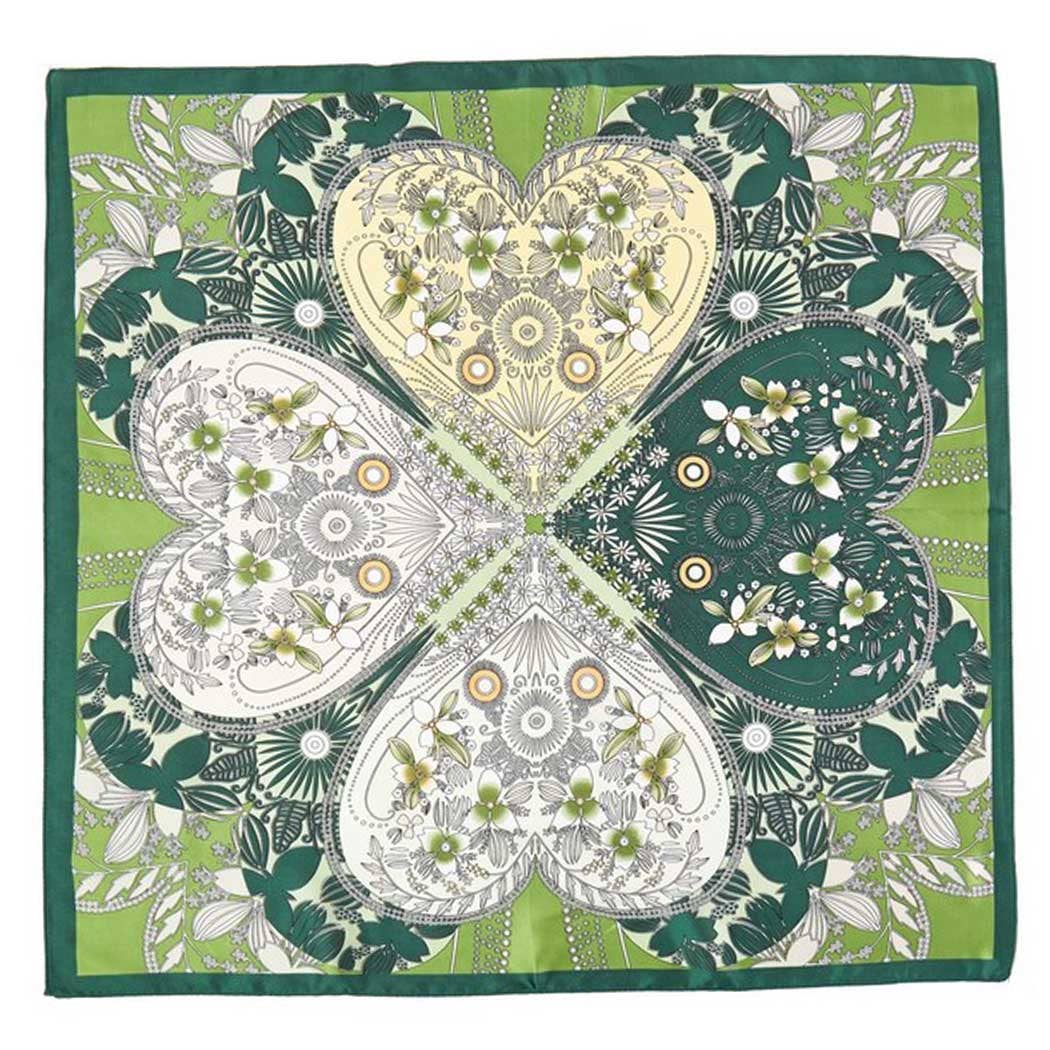 FOUR-LEAF CLOVER AND FLOWER BANDANA