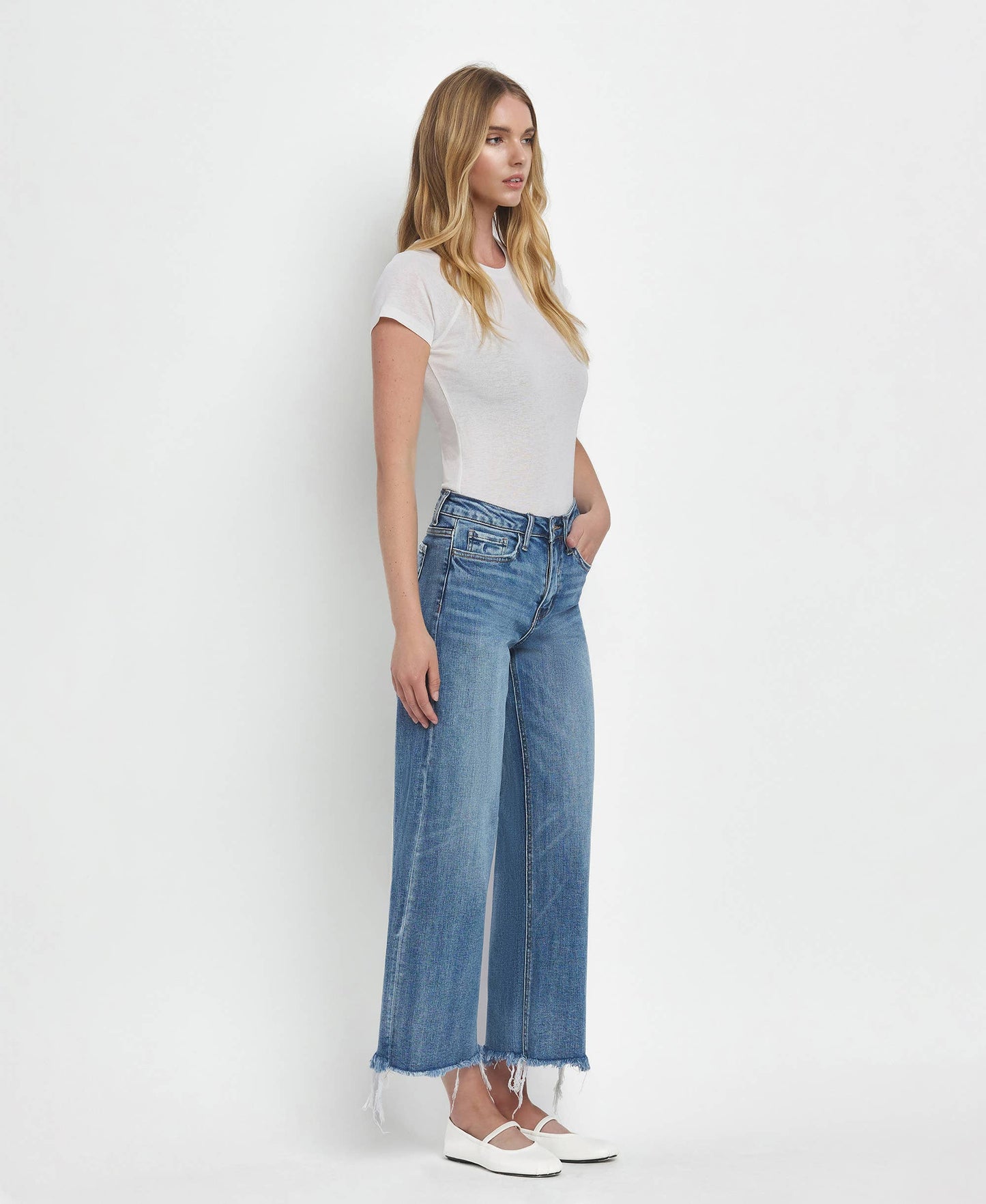 HIGH RISE CROP WIDE LEG JEANS F5204