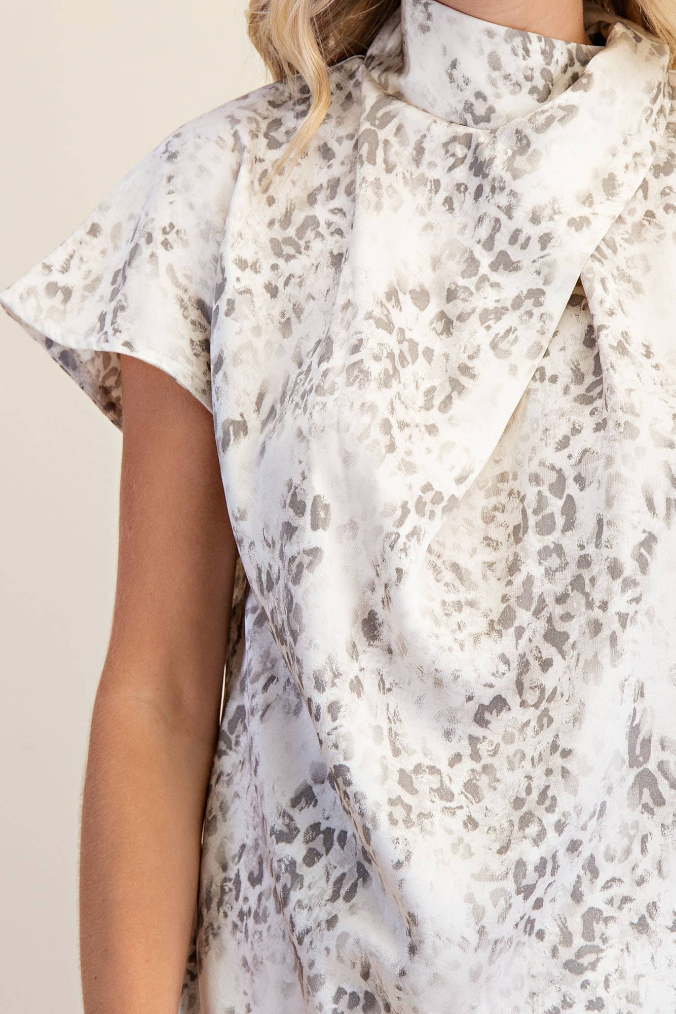 Mandarin Collar Short Sleeve Top