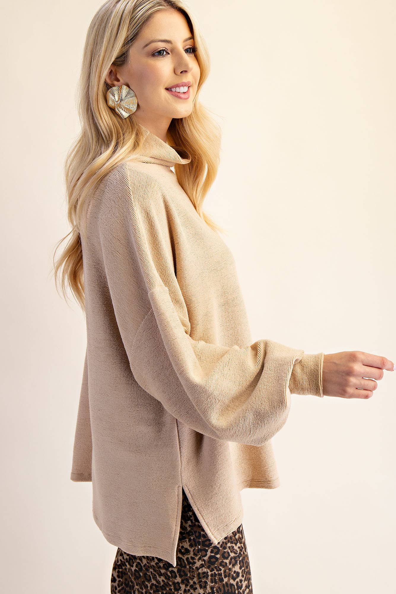 Mock Neck Balloon Sleeve Knit Top