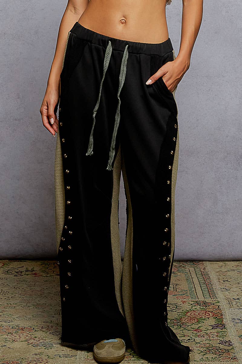 Solid pattern French terry stud detail wide fit knit pants