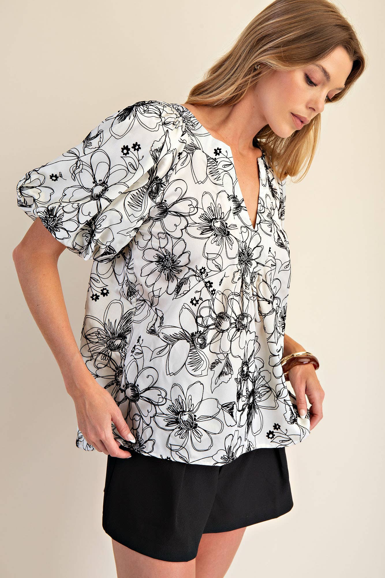 V-Neck Stitch Placket Puff Sleeve Top