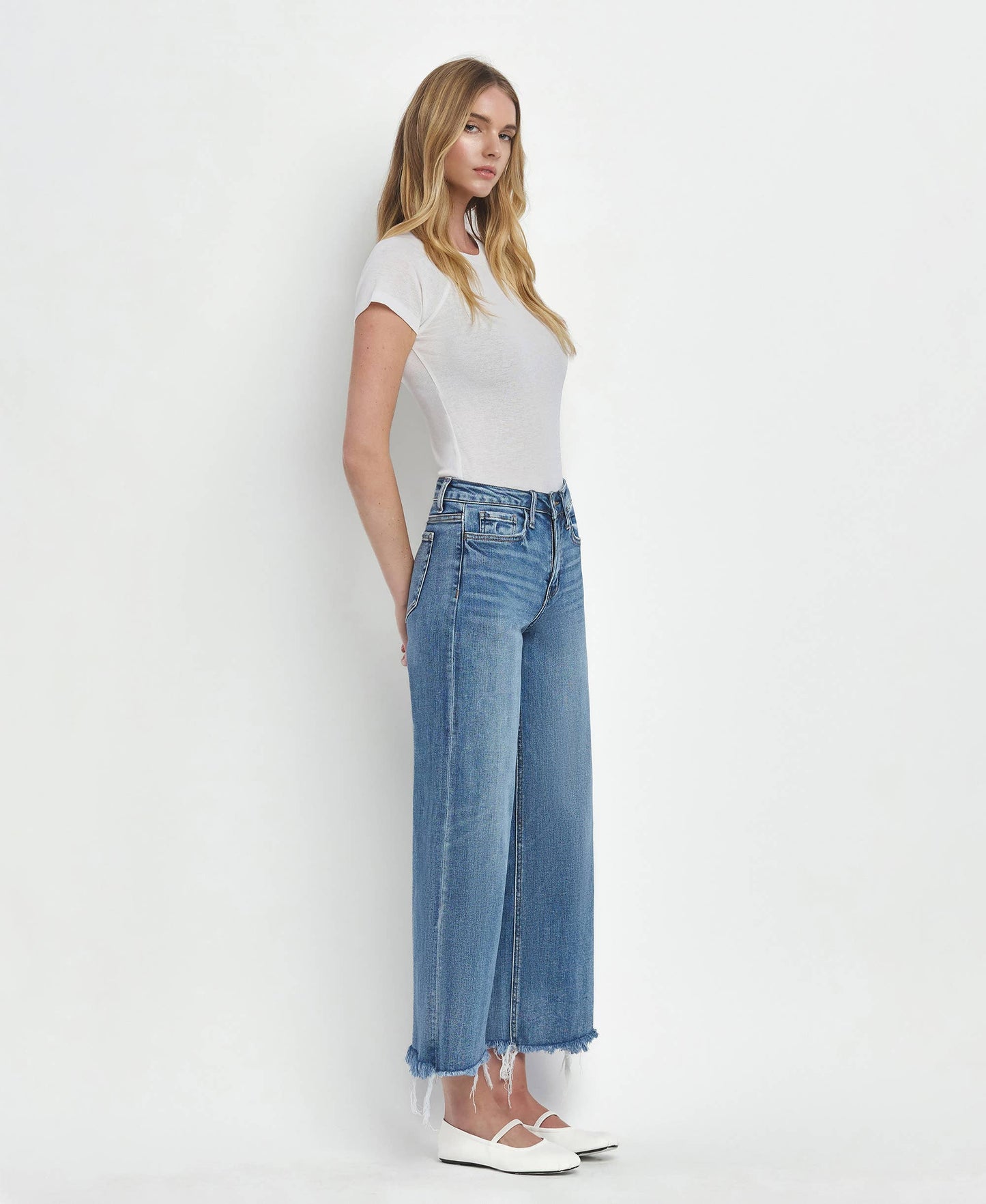 HIGH RISE CROP WIDE LEG JEANS F5204
