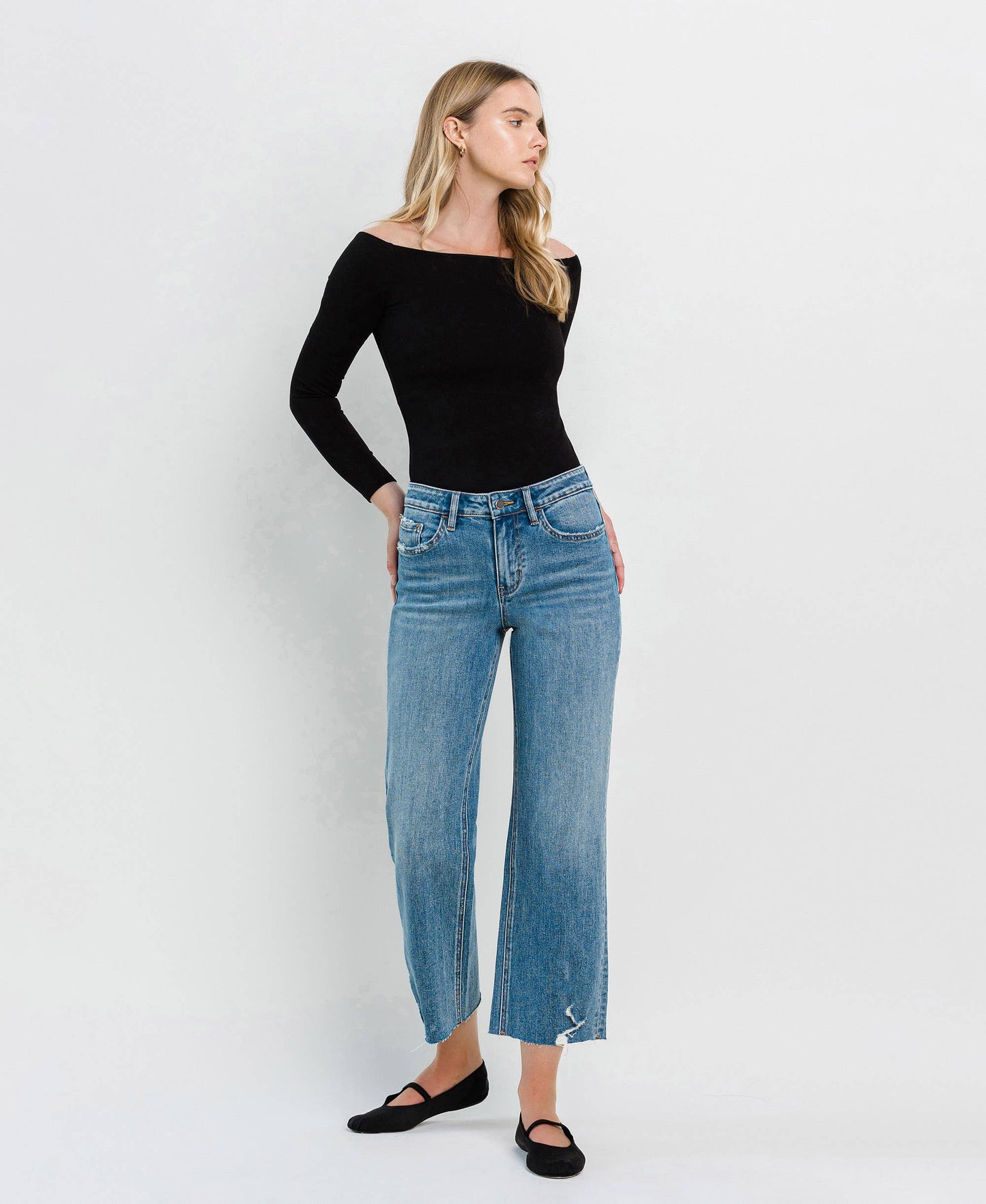 HIGH RISE CROP SLIM WIDE JEANS F5586